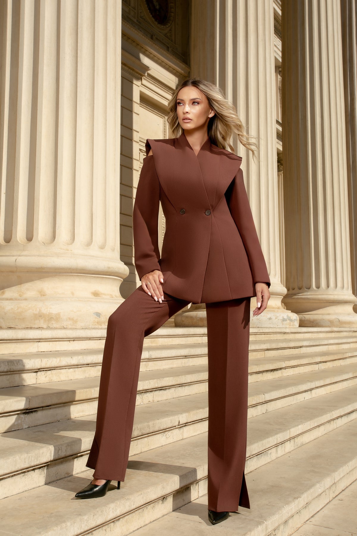 Costum Amalya Maro