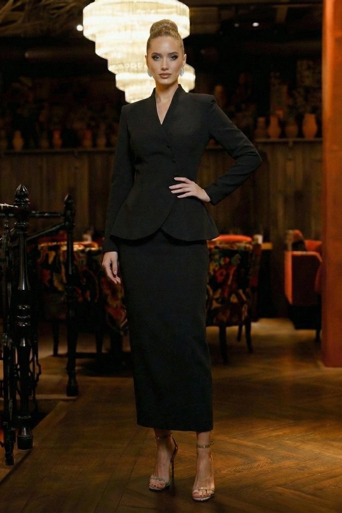 Costum Artemis Negru