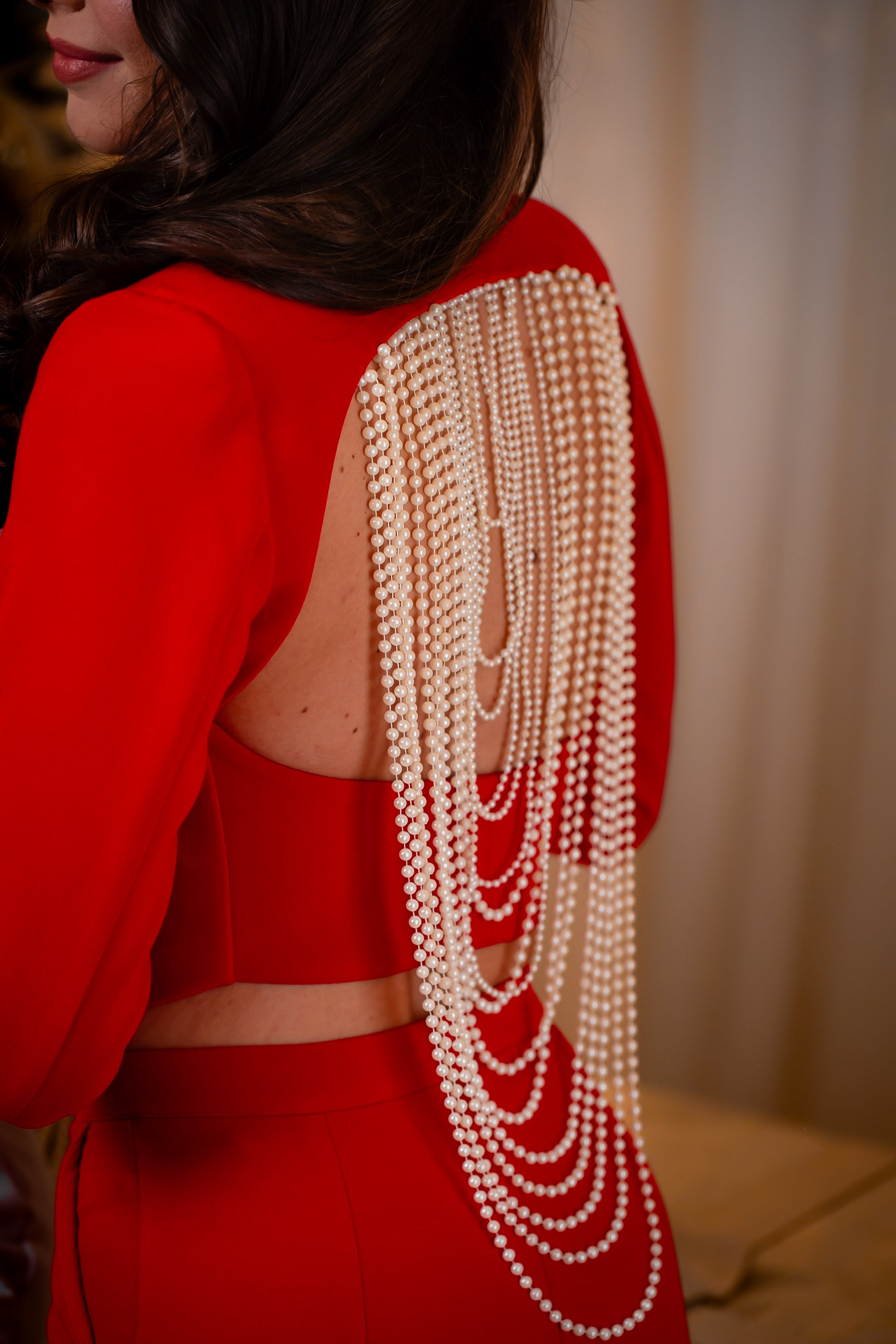 Costum Orellya Rosu
