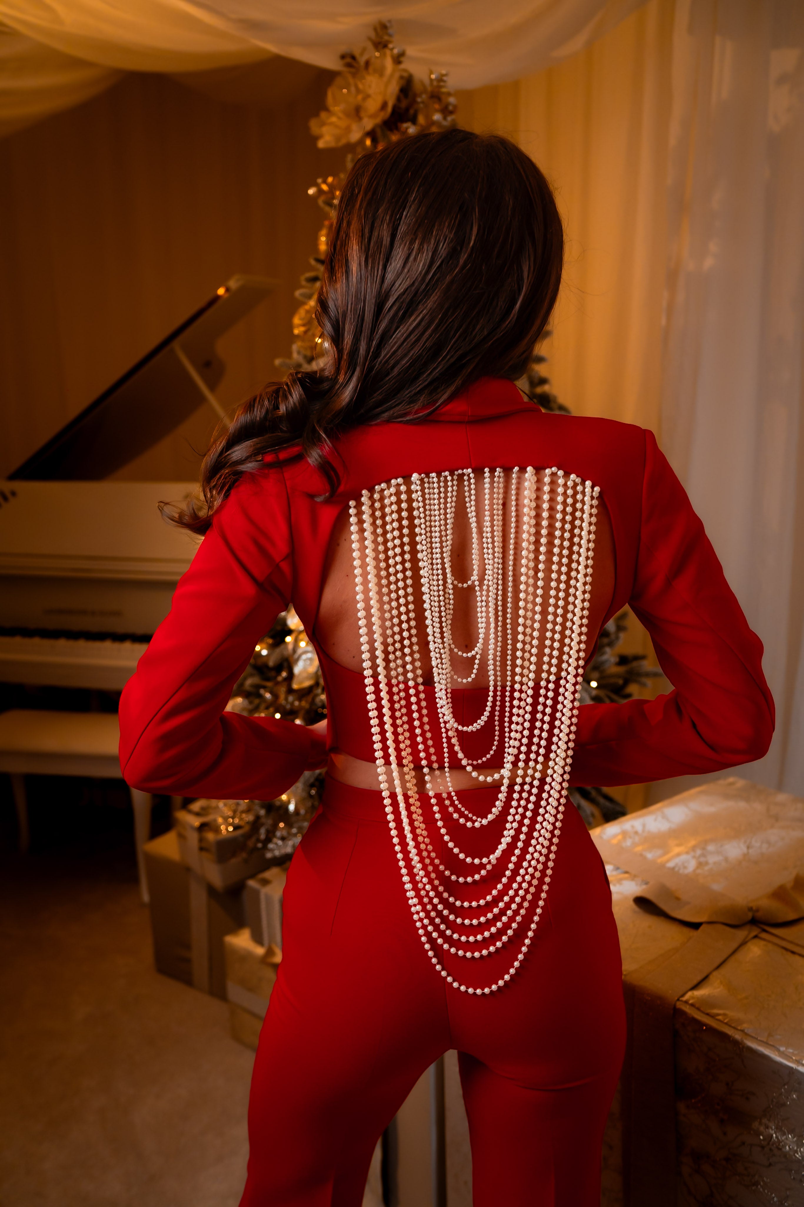 Costum Orellya Rosu