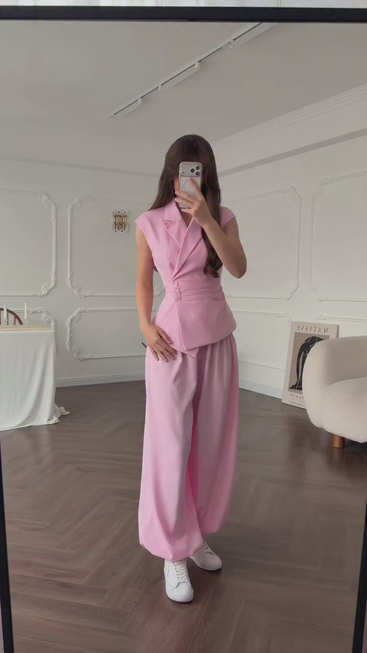 Costum Medeea Baby Pink